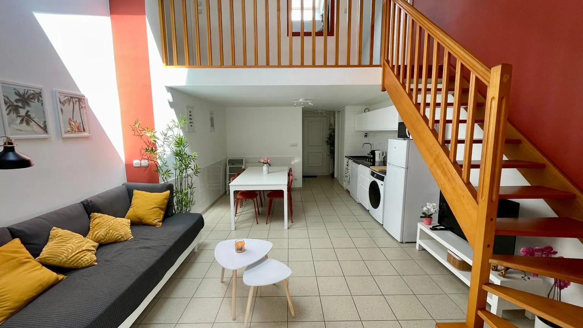 Holiday home Bngo I Maison Terracotta I Jardin, Garage, 3 Chambres, 9 Personnes Villeurbanne France